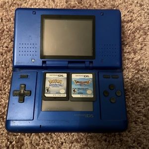 Nintendo DS w/ 2 Games